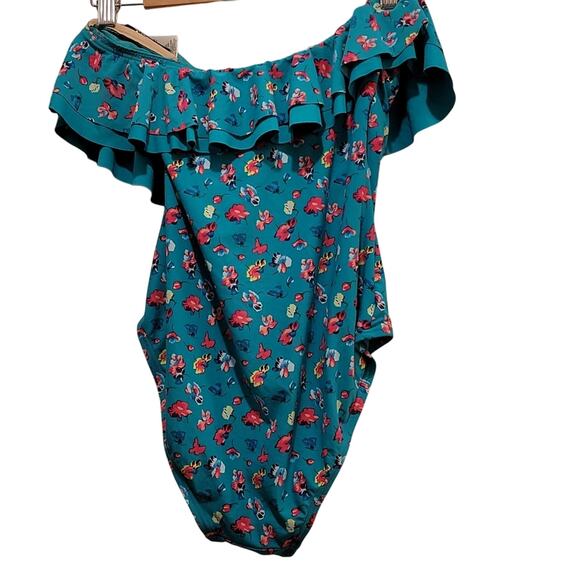 NWT DKNY Ruffle Bandeau Maillot Swimsuit in Lagoon, 10 - Picture 3 of 9